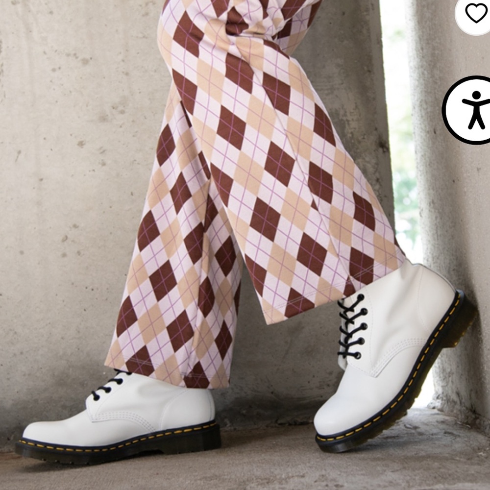 dr martens 1460